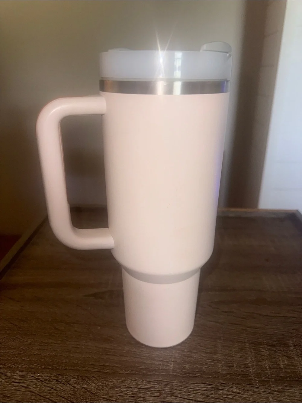 Stanley Pale Pink Travel Tumbler with White Lid and Handle - Picture 4 of 5